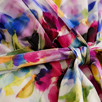 Fleur Wikkeljurk — Aquarelprint & Vrouwelijke Pasvorm