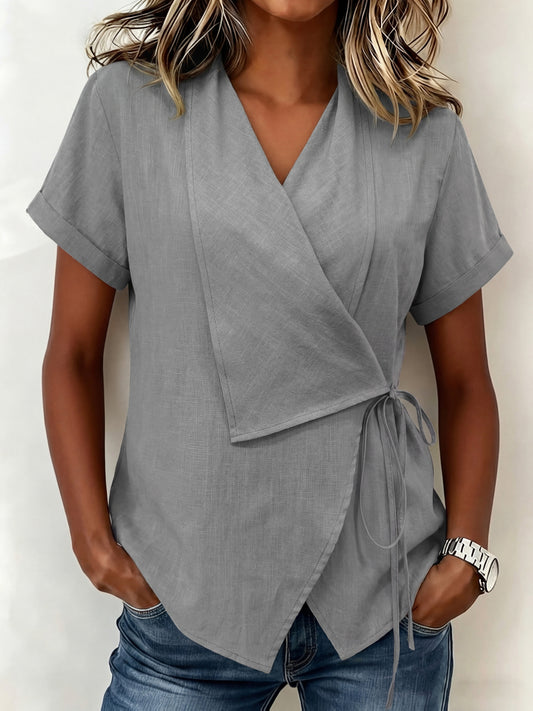 Calyra Wrap Blouse - vormt subtiel en zit comfortabel