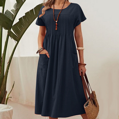 Serena Ease Dress - Comfort jurk met plooival en zakken